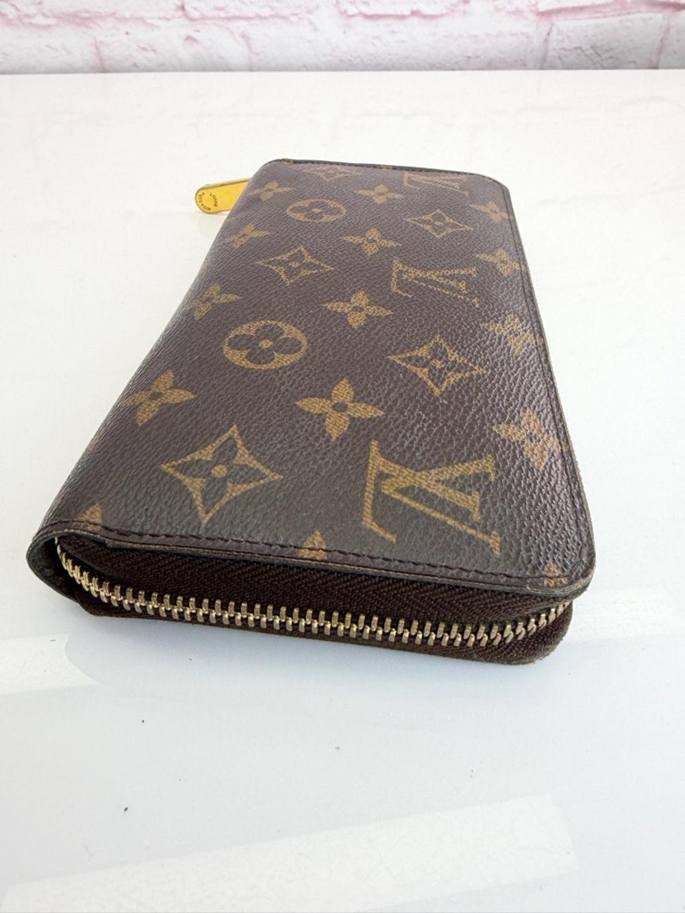 Louis Vuitton Monogram Canvas Full Zip Wallet - Picture 5 of 15